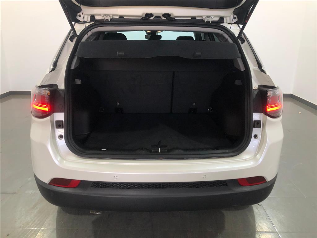 COMPASS 2.0 TD350 TURBO DIESEL LIMITED AT9