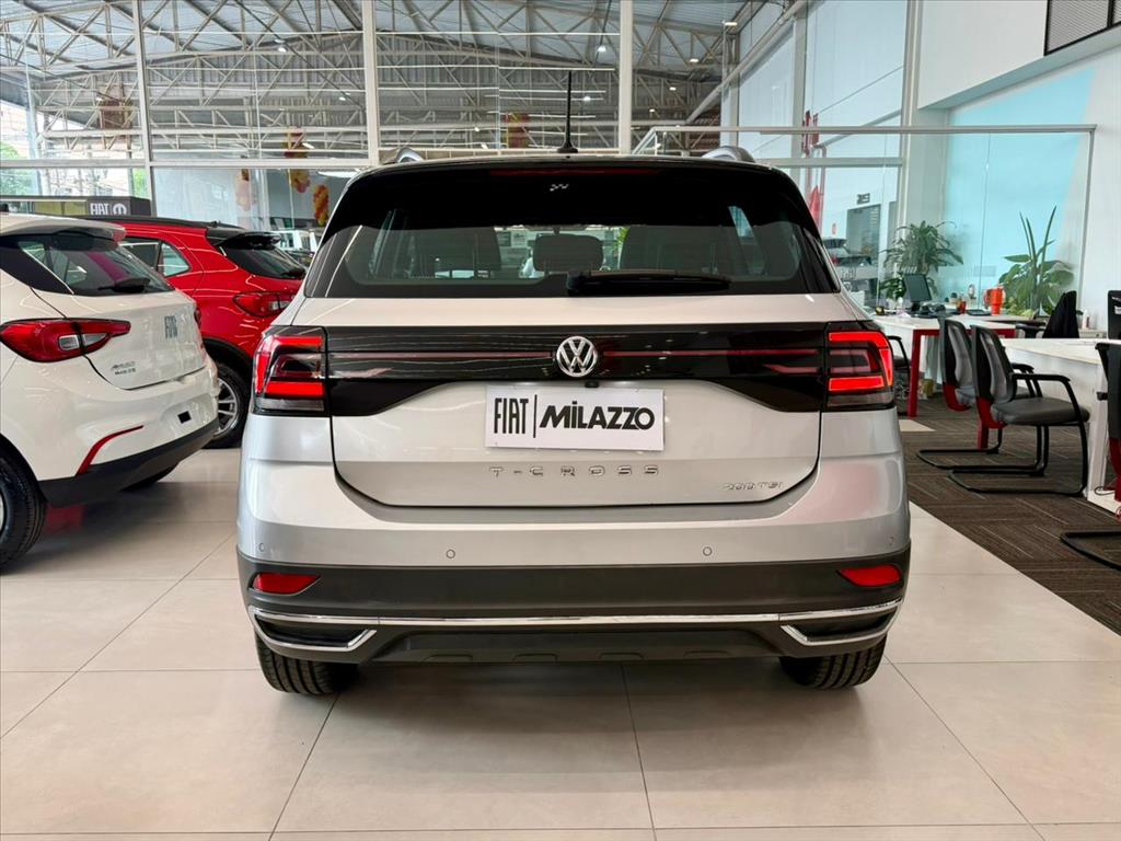 T-CROSS 1.0 200 TSI TOTAL FLEX COMFORTLINE AUTOMÁTICO4