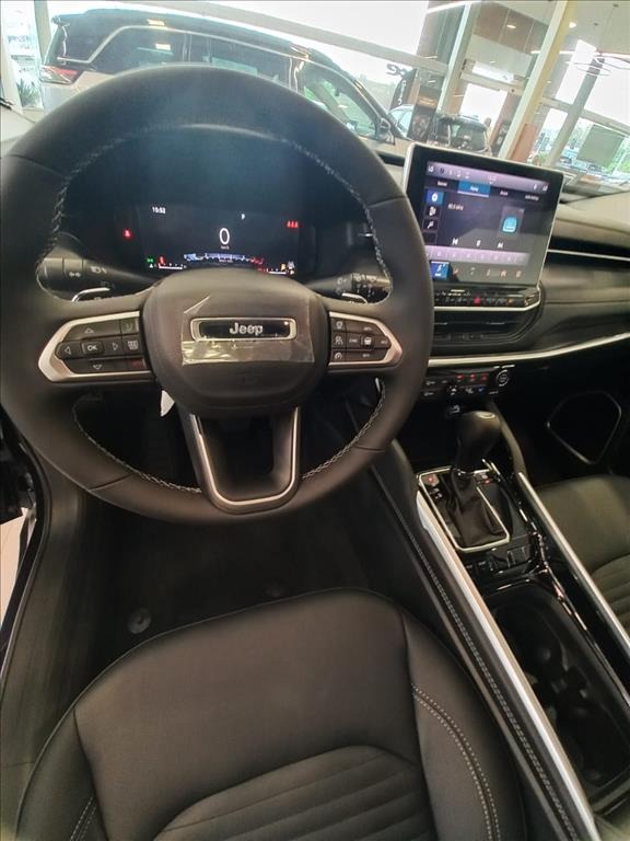 COMMANDER 1.3 T270 TURBO FLEX LONGITUDE AT67