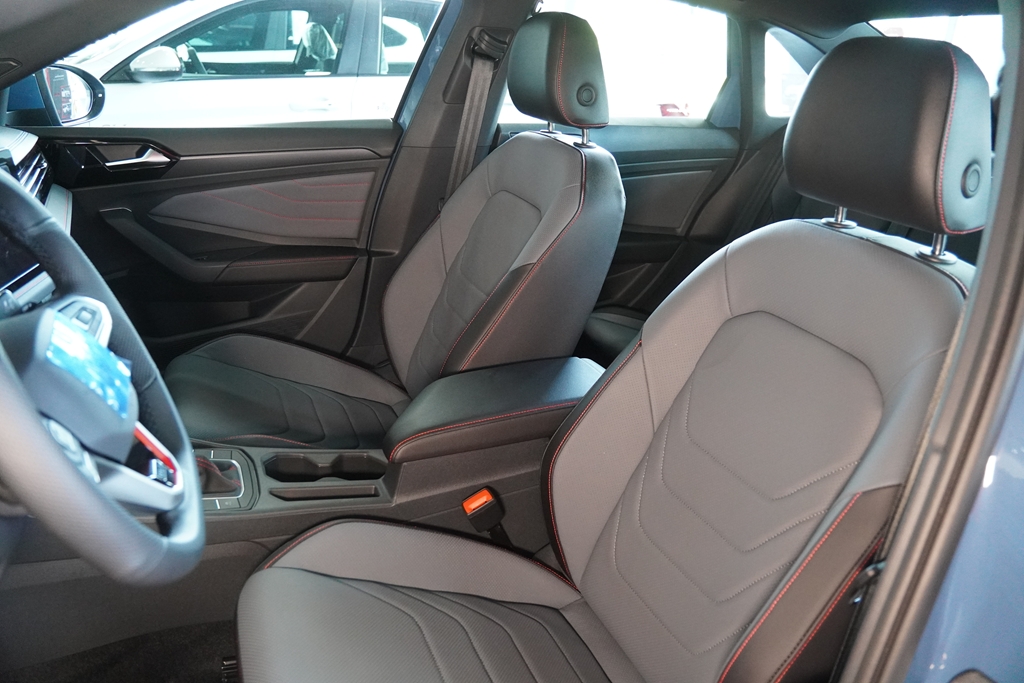 JETTA 2.0 350 TSI GASOLINA GLI DSG7