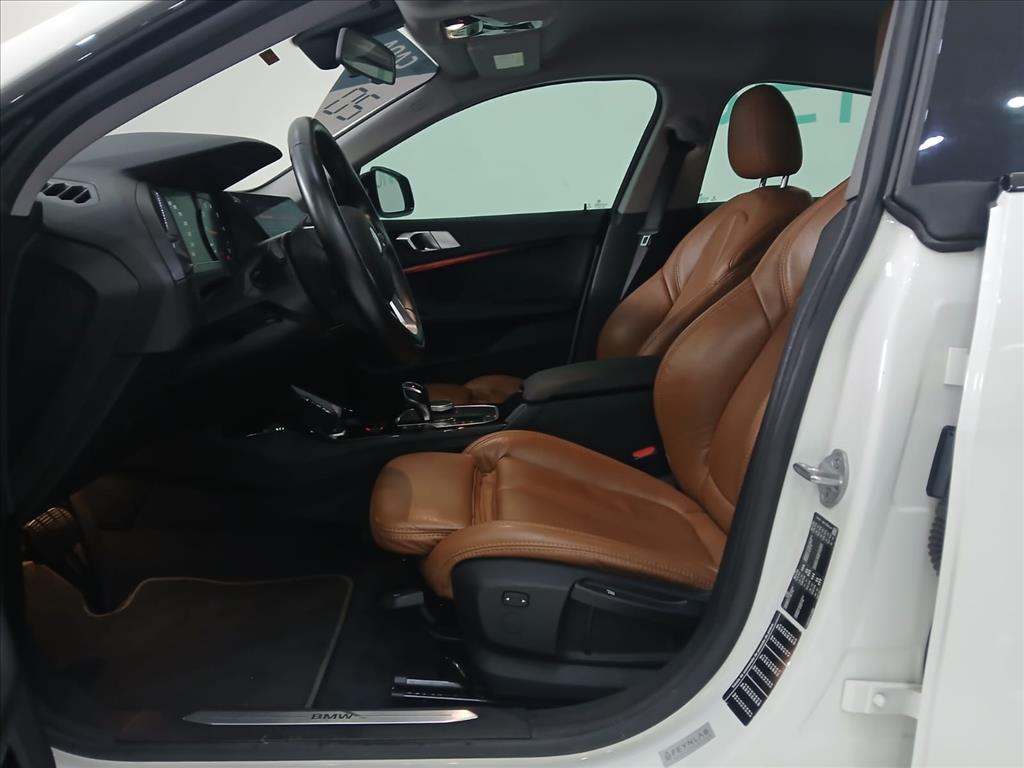 BMW-218i-1.5 TWINTURBO GASOLINA GRAN COUPE SPORT GP STEPTRONIC