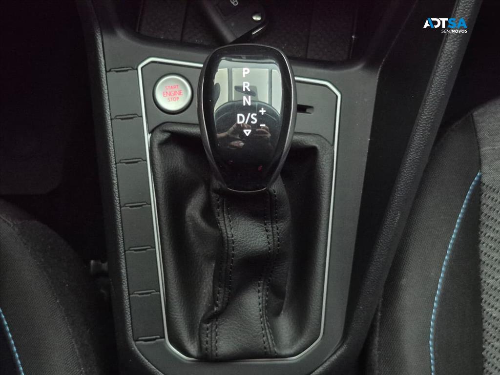 VOLKSWAGEN NIVUS 1.0 200 TSI TOTAL FLEX COMFORTLINE AUTOMÁTICO