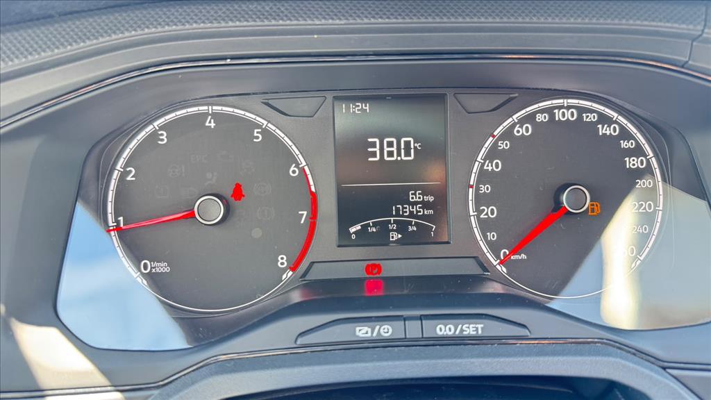 POLO 1.0 MPI TRACK MANUAL9