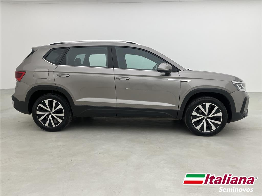 TAOS 1.4 250 TSI TOTAL FLEX HIGHLINE AUTOMÁTICO5
