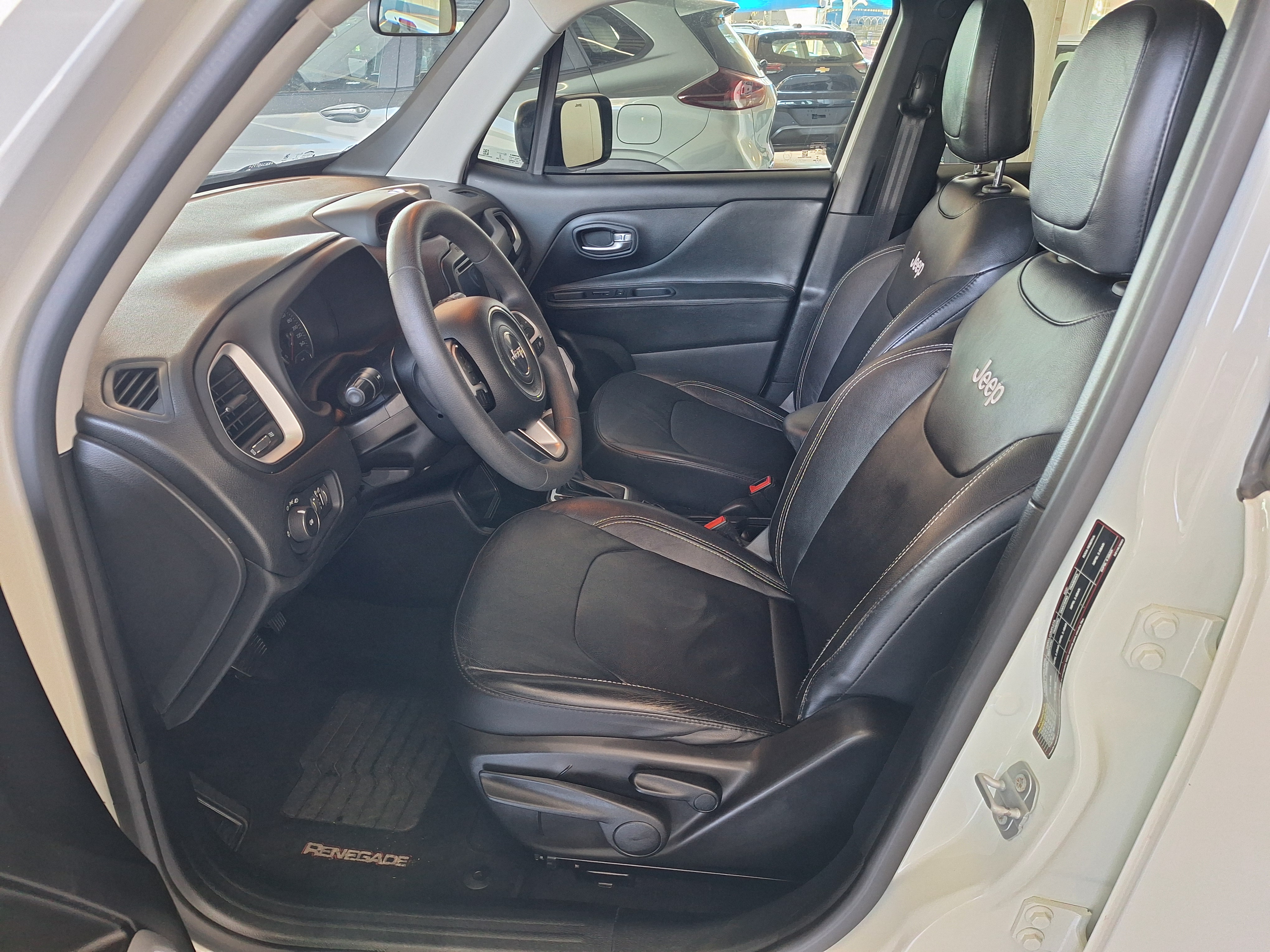 Jeep-RENEGADE-1.8 16V FLEX 4P AUTOMÁTICO
