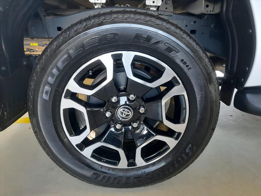 HILUX 2.8 D-4D TURBO DIESEL CD SRV 4X4 AUTOMÁTICO13