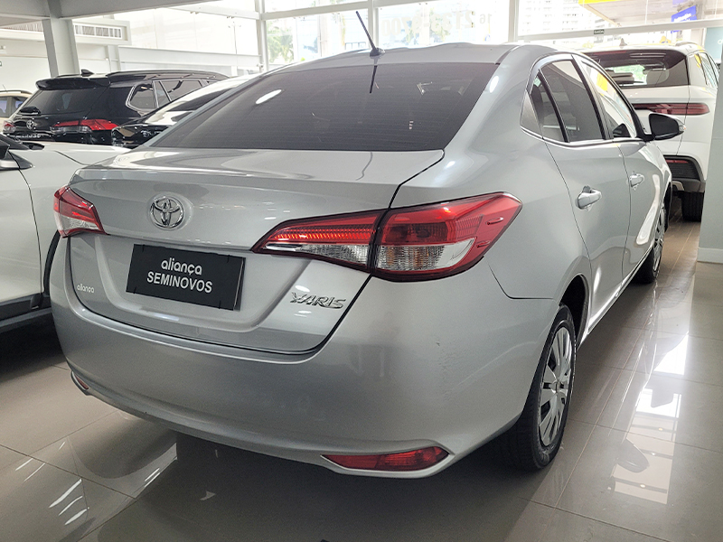YARIS 1.5 16V FLEX SEDAN XL MULTIDRIVE3