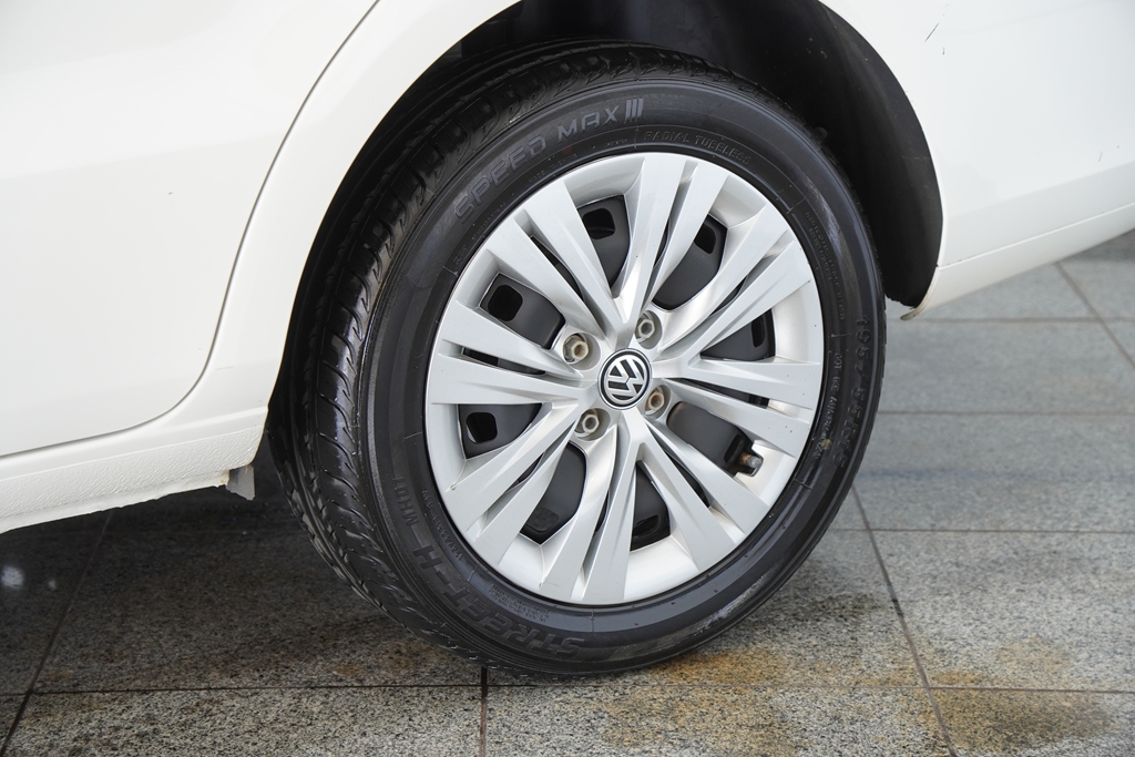 VOYAGE 1.0 12V MPI TOTALFLEX 4P MANUAL6