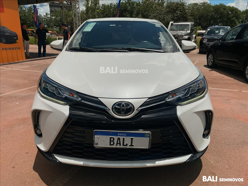 YARIS 1.5 16V FLEX SEDAN XLS CONNECT MULTIDRIVE