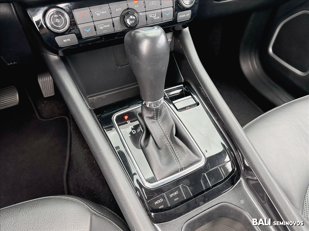 COMPASS 1.3 T270 TURBO FLEX LONGITUDE AT613