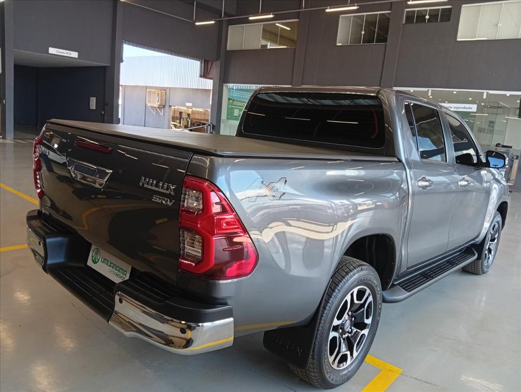 HILUX 2.8 D-4D TURBO DIESEL CD SRV 4X4 AUTOMÁTICO5