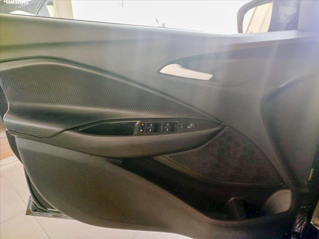 ONIX 1.0 TURBO FLEX LT AUTOMÁTICO14