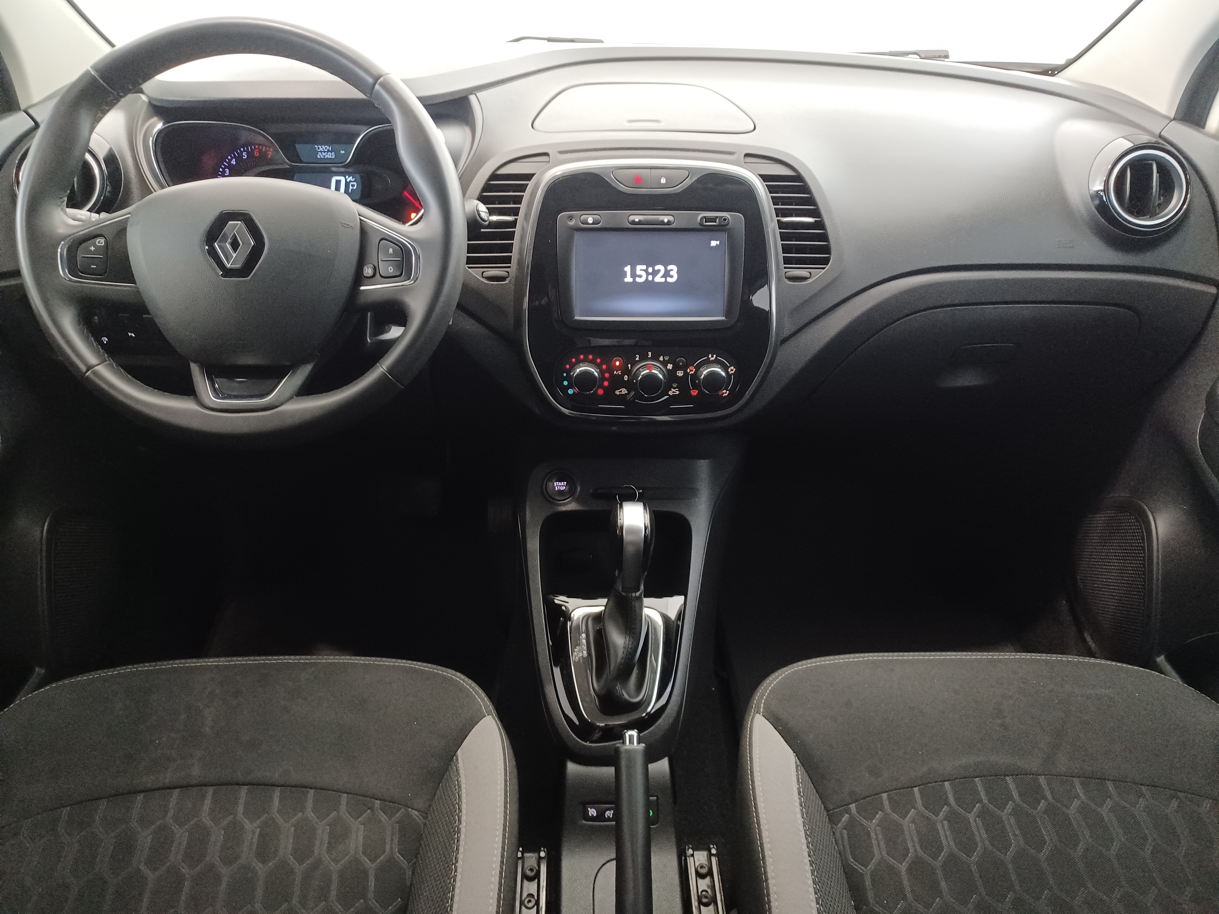 Renault-CAPTUR-1.6 16V SCE FLEX ZEN X-TRONIC