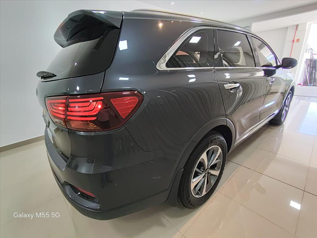 SORENTO 2.4 16V GASOLINA EX 7L AUTOMÁTICO4