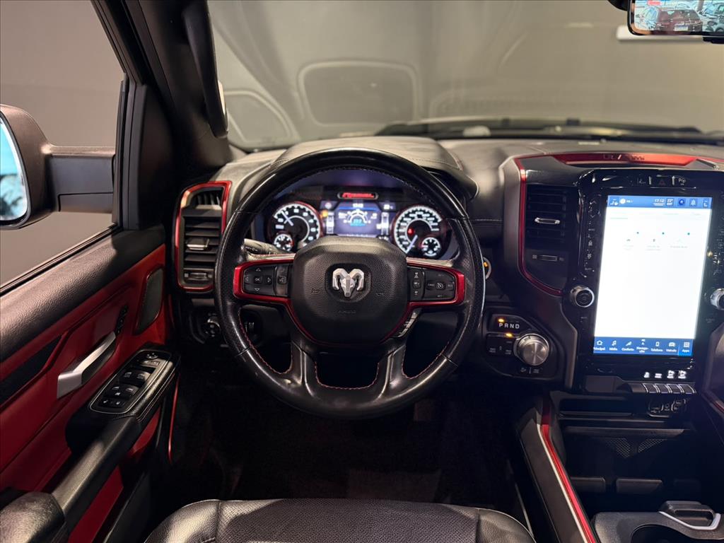 1500 5.7 V8 GASOLINA REBEL CD 4X4 AUTOMÁTICO5