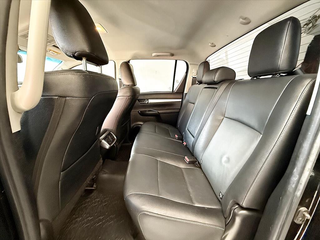 Toyota Hilux - 2.7 SRV 4X2 CD 16V FLEX 4P AUTOMÁTICO