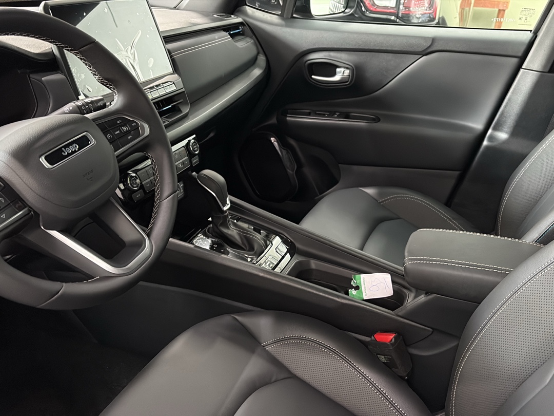 RENEGADE 1.3 T270 TURBO MHEV LONGITUDE AT64