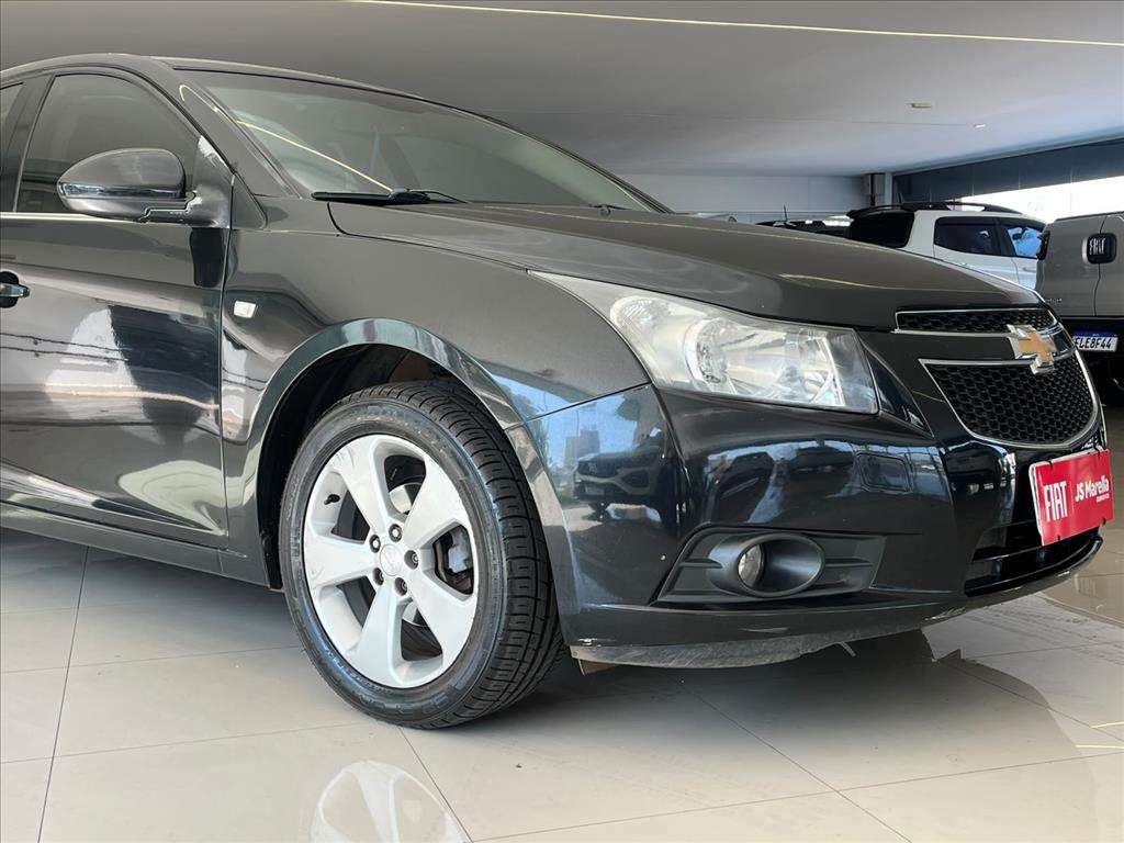 CRUZE 1.8 LT 16V FLEX 4P MANUAL6