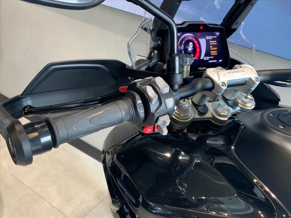 TRIUMPH-TIGER-1200 RALLY BLACK EDITION