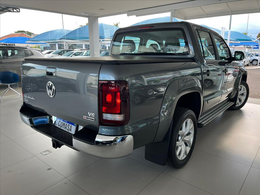 AMAROK 3.0 V6 TDI DIESEL HIGHLINE CD 4MOTION AUTOMÁTICO5