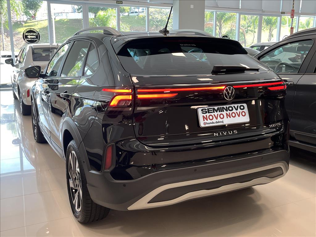 NIVUS 1.0 200 TSI TOTAL FLEX HIGHLINE AUTOMÁTICO13