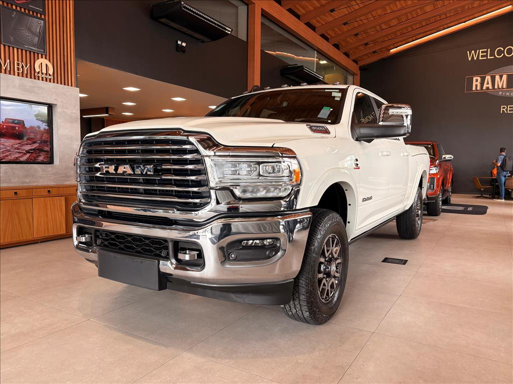 3500 6.7 I6 TURBO DIESEL LIMITED LONGHORN CD 4X4  AUTOMÁTICO