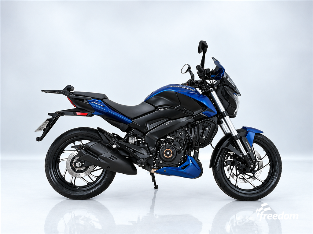 Moto BAJAJ do modelo DOMINAR 400 2025/2025