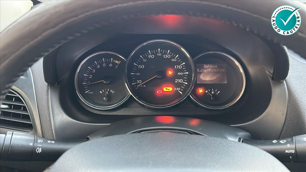 FLUENCE 2.0 DYNAMIQUE 16V FLEX 4P MANUAL6