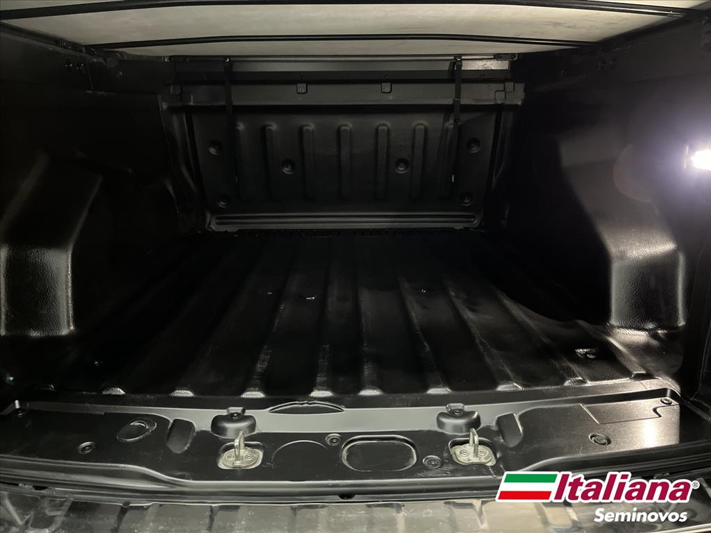 TORO 1.3 TURBO 270 FLEX FREEDOM AT615