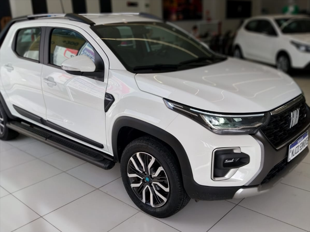 STRADA 1.0 TURBO 200 FLEX RANCH CD CVT