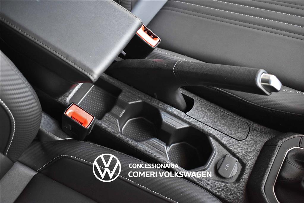 NIVUS 1.0 200 TSI TOTAL FLEX HIGHLINE AUTOMÁTICO17 NIVUS 1.0 200 TSI TOTAL FLEX HIGHLINE AUTOMÁTICO17