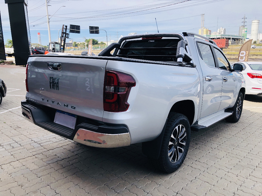 TITANO 2.2 TURBO DIESEL RANCH 4X4 AT6