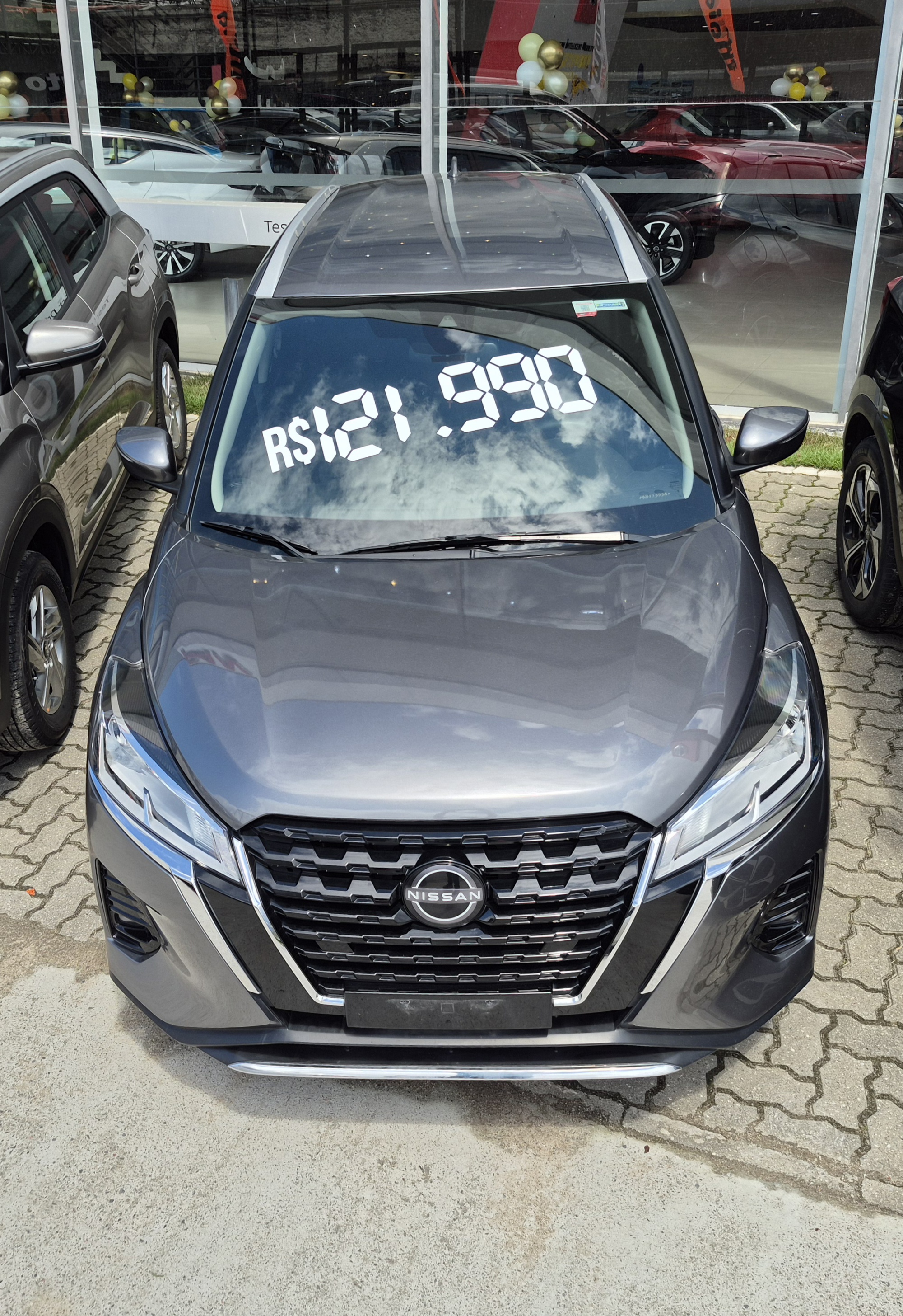 NISSAN KICKS PLAY 2025