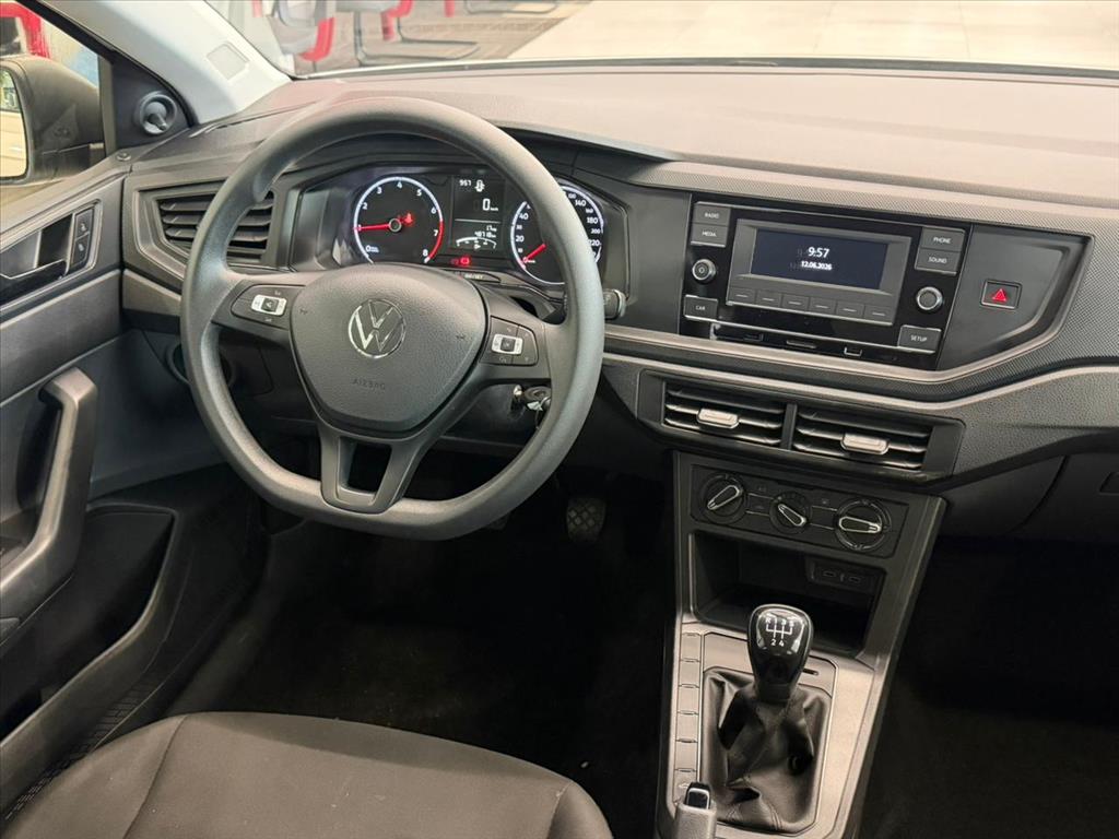 POLO 1.0 MPI TRACK MANUAL6