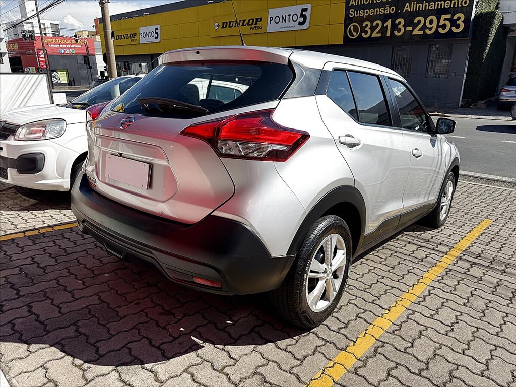 Nissan Kicks - 1.6 16V FLEXSTART S 4P XTRONIC