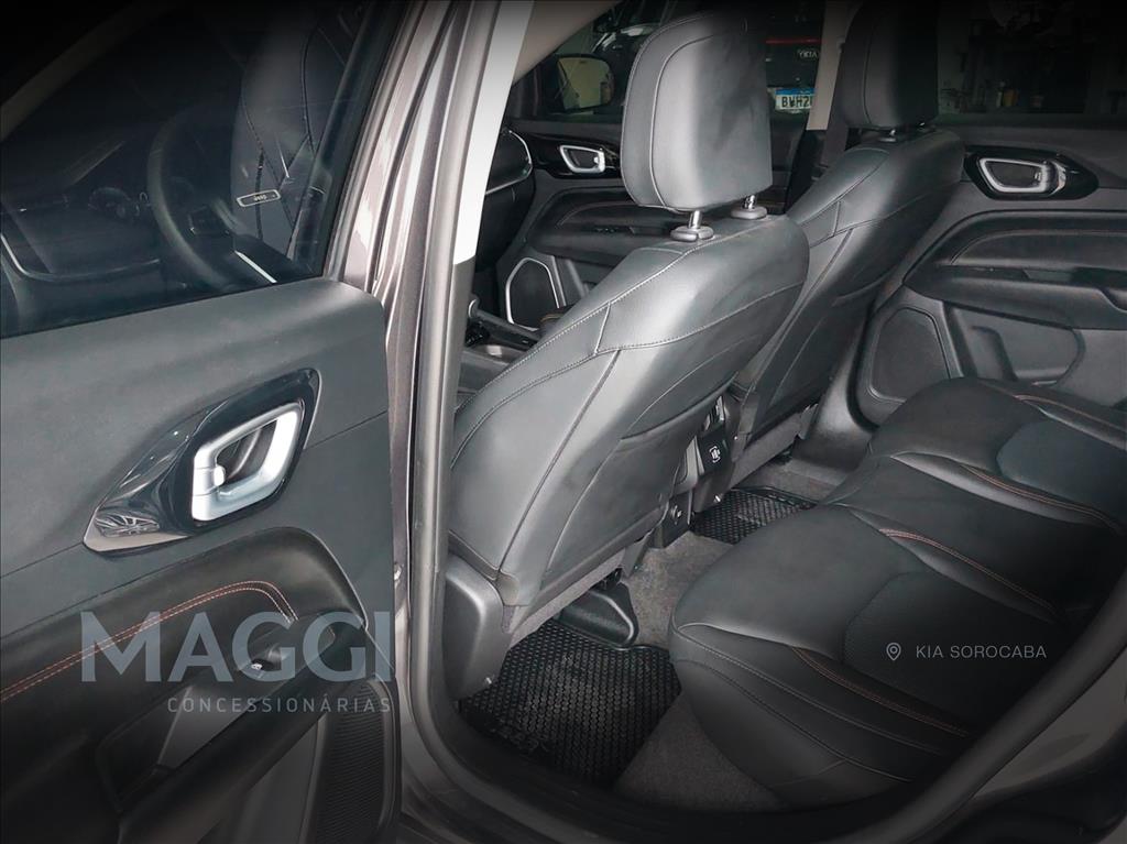 api-int-c1217837-f53b-4c65-b9e4-95dc1dd7e3d120251118160550