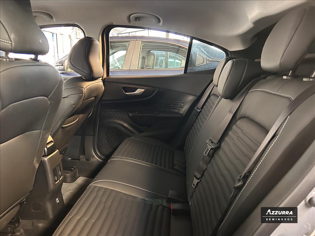 FASTBACK 1.0 TURBO 200 HYBRID AUDACE CVT12