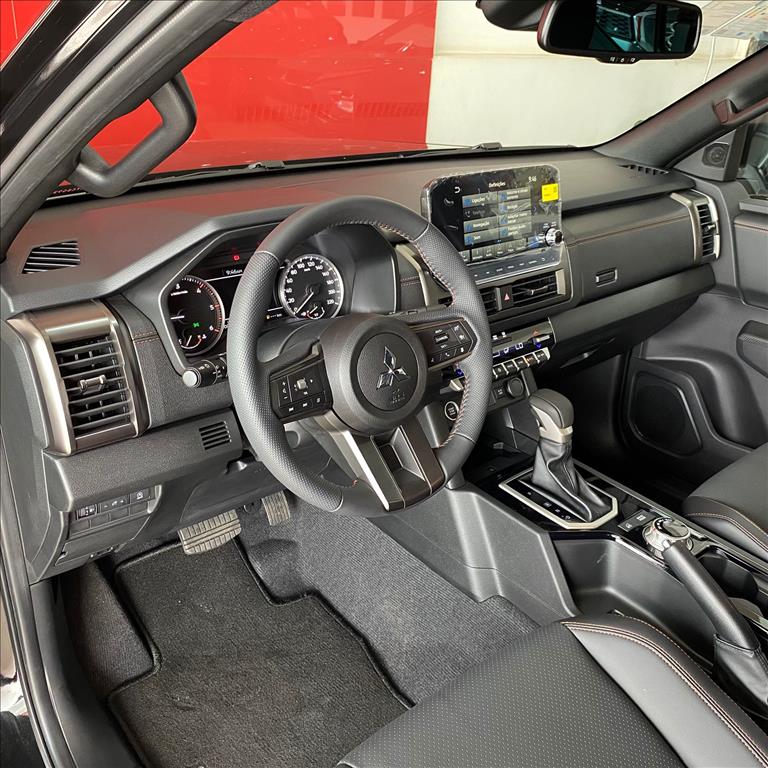 Mitsubishi-TRITON-2.4 BITURBO DIESEL CD KATANA 4X4 AUTOMÁTICO