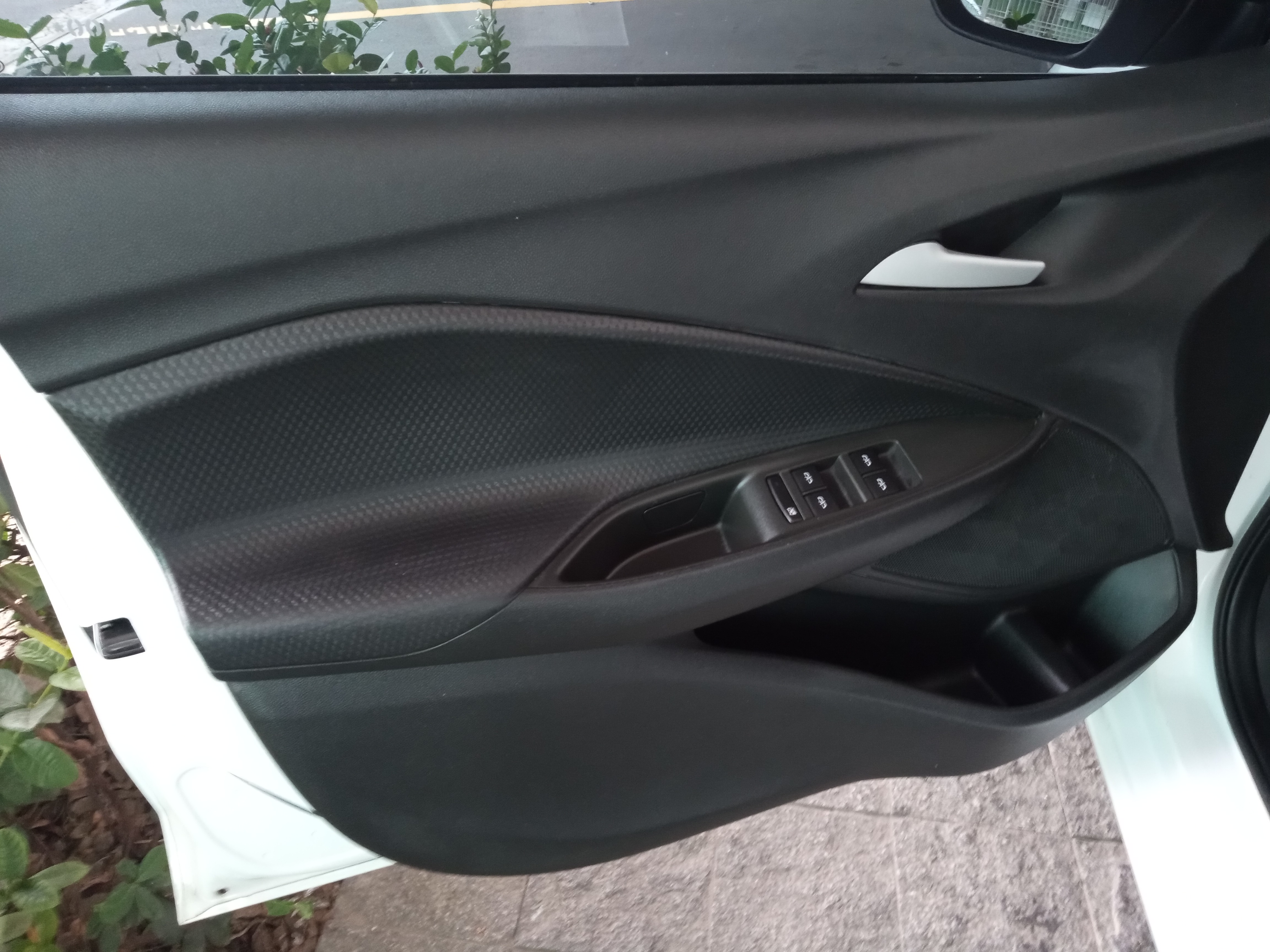 ONIX 1.0 TURBO FLEX AUTOMÁTICO12