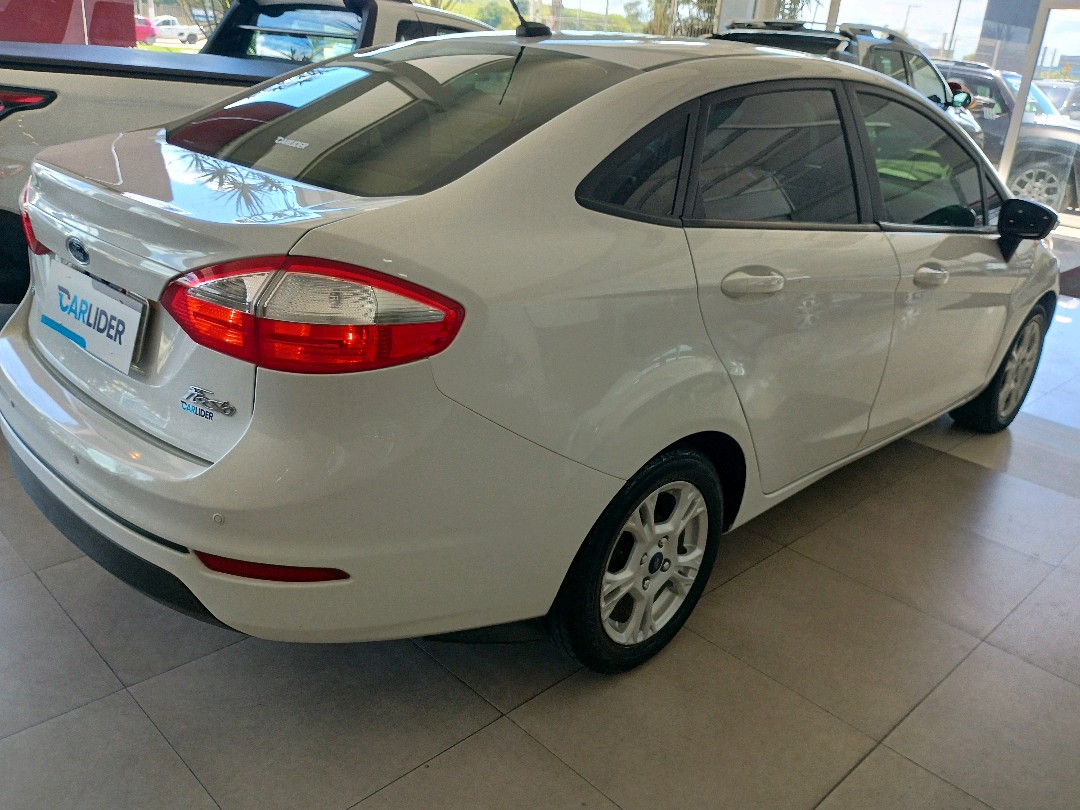 FIESTA 1.6 SE SEDAN 16V FLEX 4P POWERSHIFT4