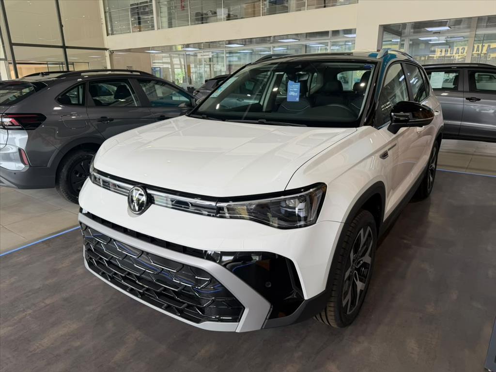 TAOS 1.4 250 TSI TOTAL FLEX HIGHLINE AUTOMÁTICO1