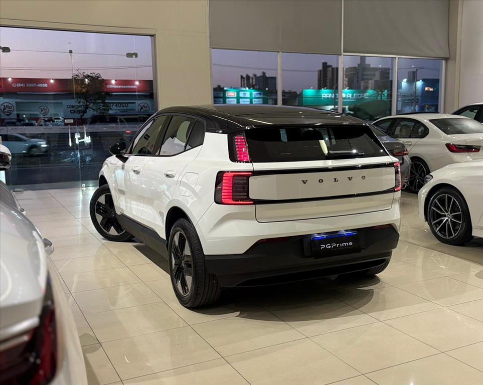 EX30 69 KW ELÉTRICO CORE9