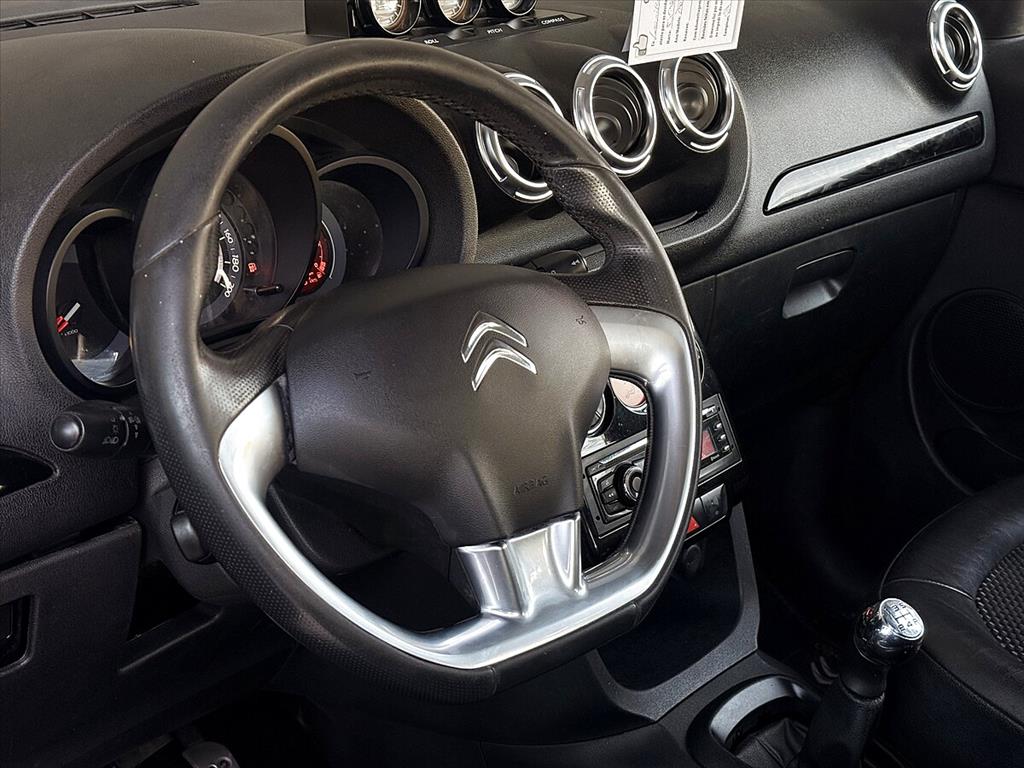 Citroën C3 - 1.6 EXCLUSIVE 16V FLEX 4P MANUAL