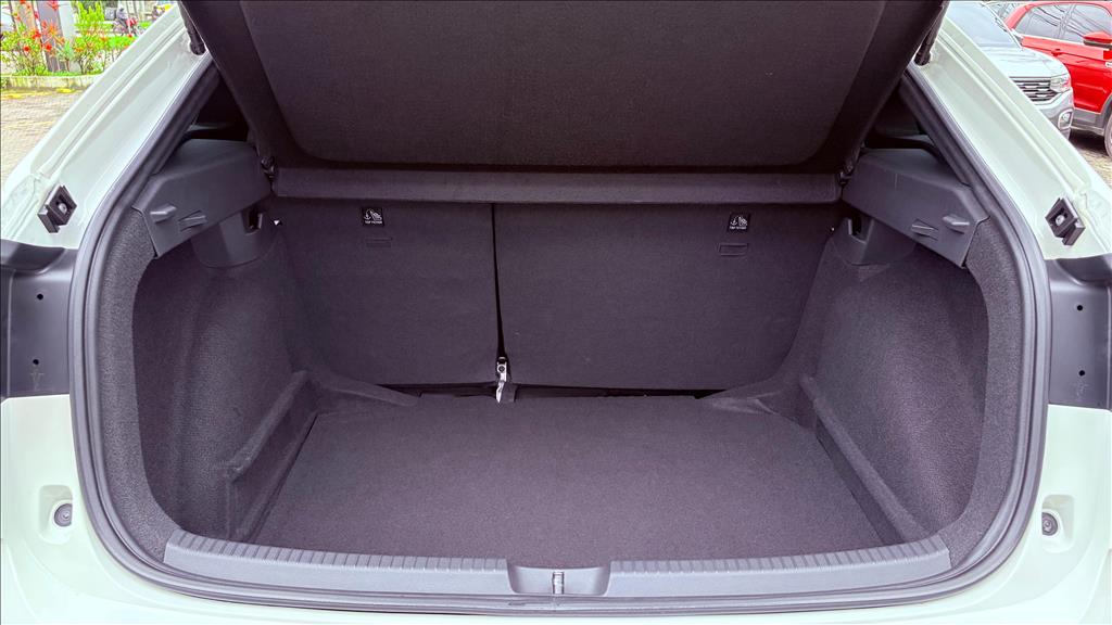 NIVUS 1.0 200 TSI TOTAL FLEX HIGHLINE AUTOMÁTICO14