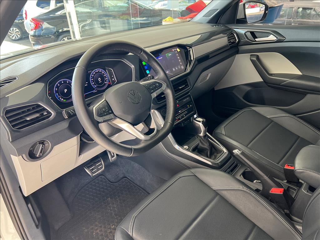 T-CROSS 1.4 250 TSI TOTAL FLEX HIGHLINE AUTOMÁTICO12
