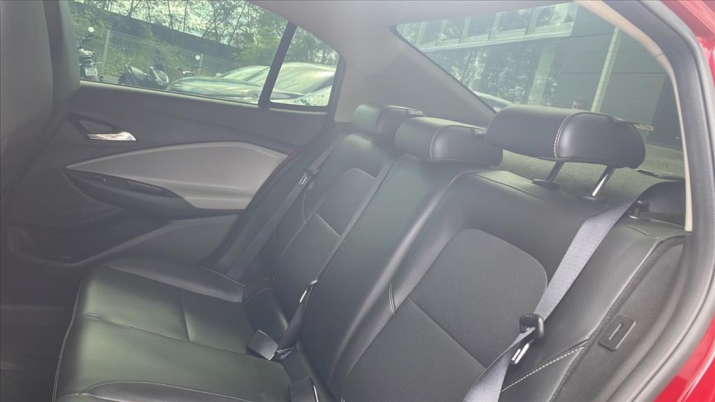 ONIX PLUS 1.0 TURBO FLEX PREMIER AUTOMÁTICO12