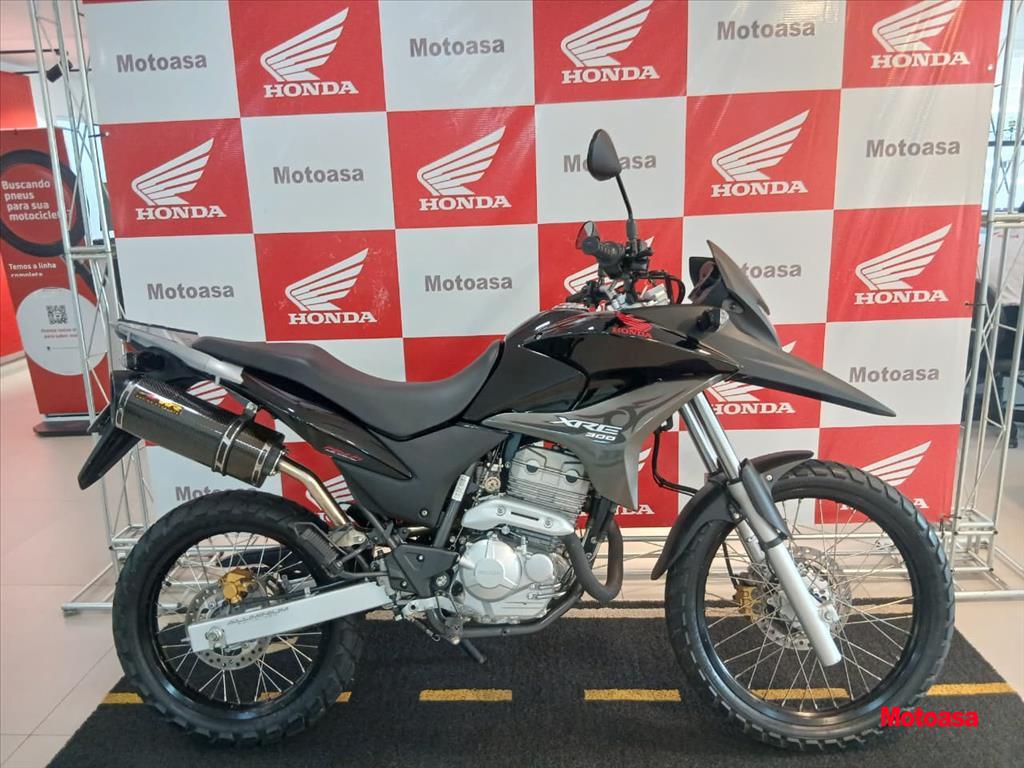 XRE 300 ABS