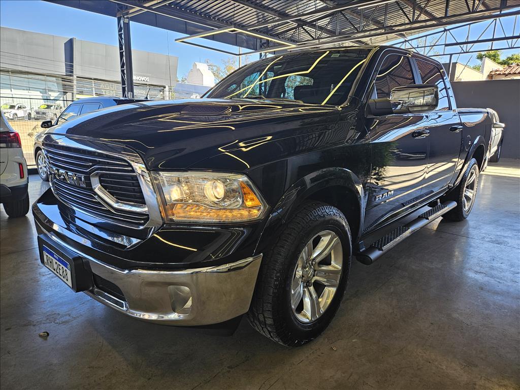 CLASSIC 5.7 V8 GASOLINA LARAMIE CD 4X4 AUTOMÁTICO