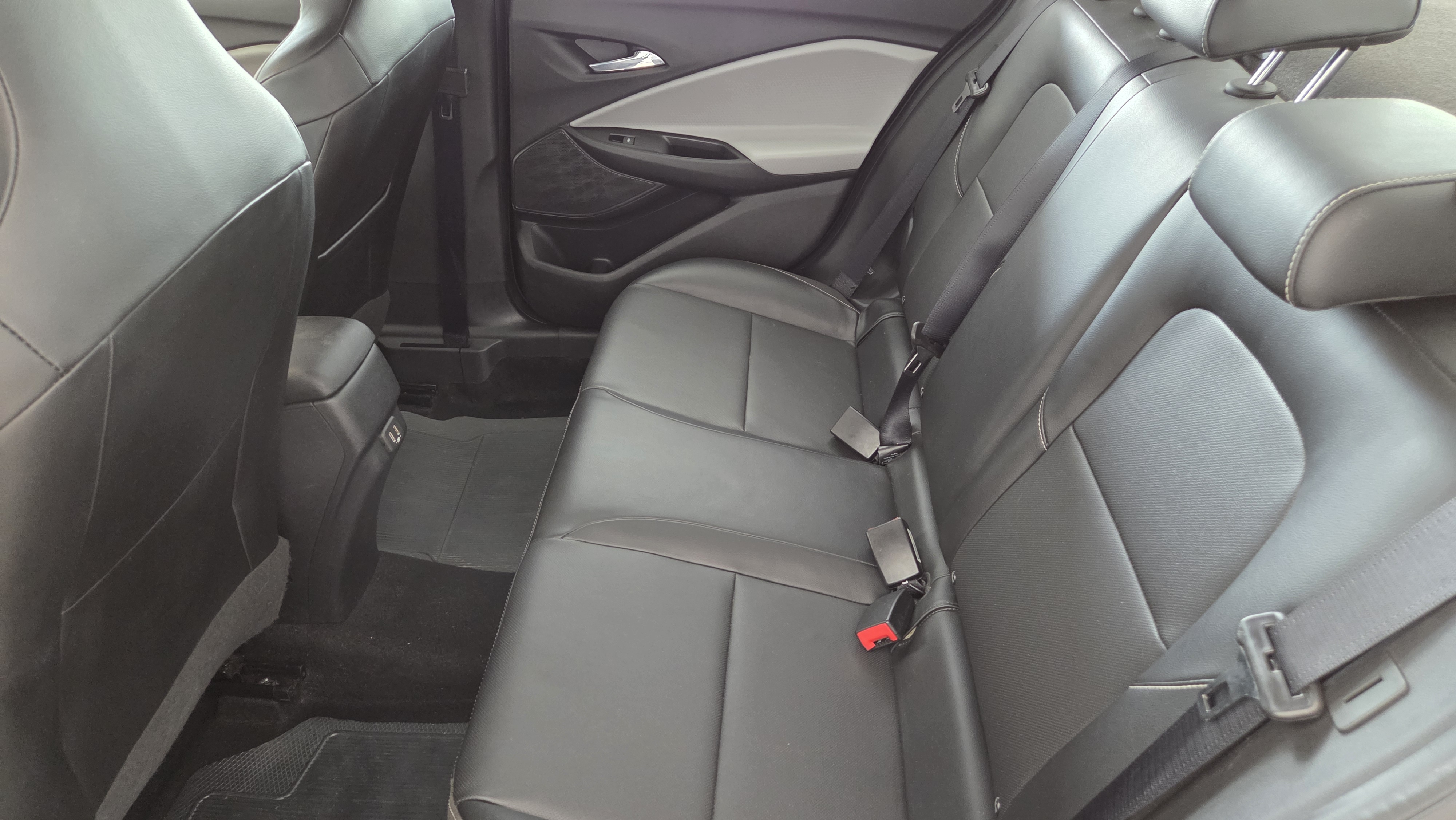 GM - Chevrolet-ONIX PLUS-1.0 TURBO FLEX PREMIER AUTOMÁTICO