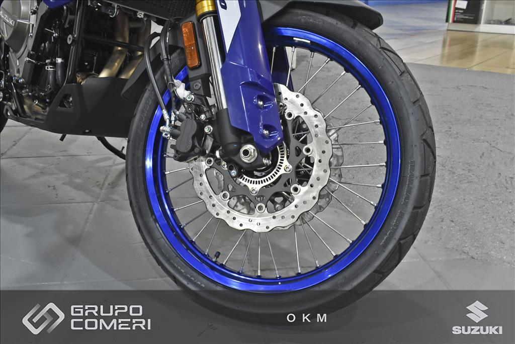 V-STROM 800 DE6